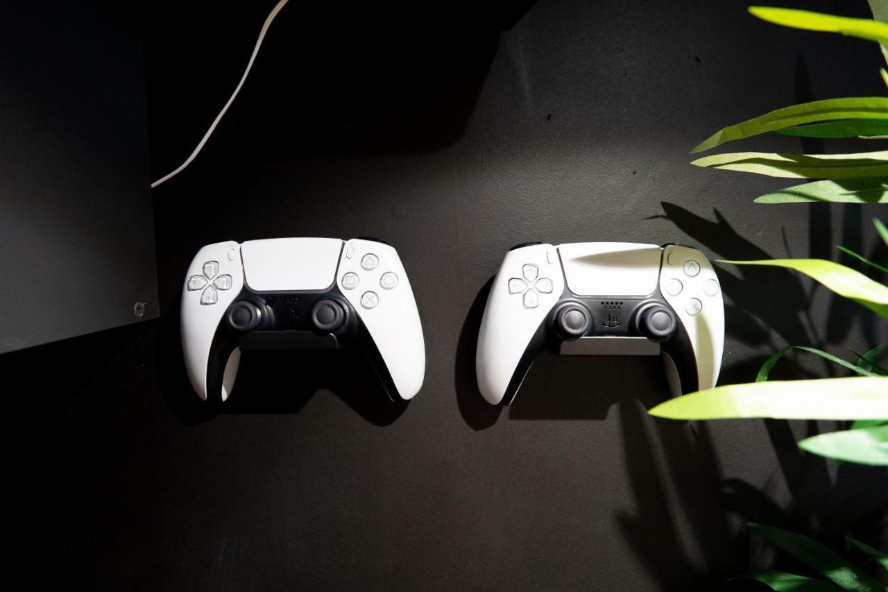 Capsule Movie Avec Balneo Cinema Playstation 5 *